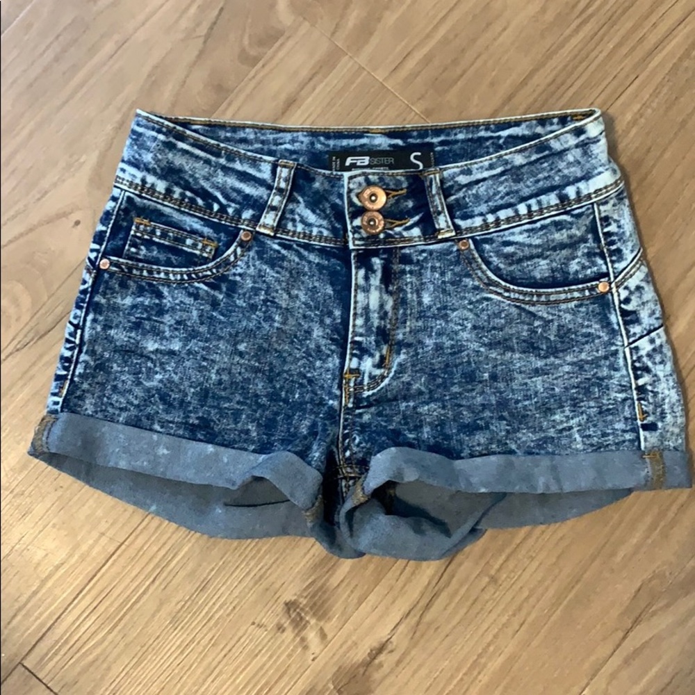 Push up demon shorts